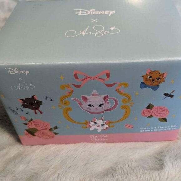 Disney The Aristocats Marie Figural Teapot with Lid by Ann Shen New with Box - Picture 3 of 9